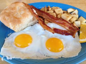 A breakfast platter in Orangeburg, SC | Superior Kia