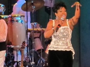 gladys knight