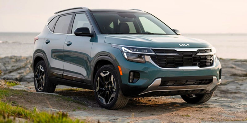 New 2025 Kia Seltos parked by ocean near Orangeburg, SC.