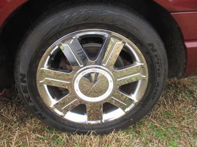 2004 Ford Thunderbird Base