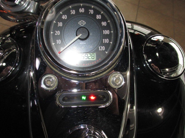 2013 Harley-Davidson Dyna Base