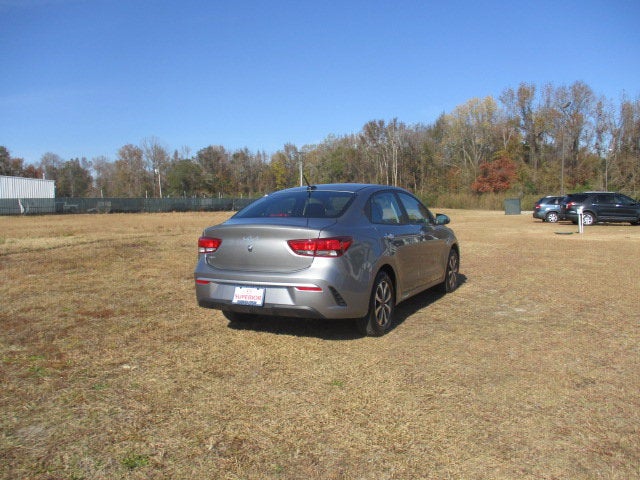 2022 Kia Rio S
