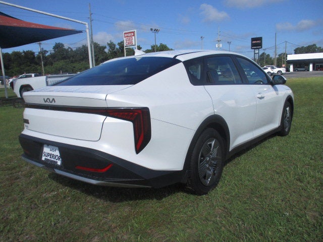 2025 Kia K4 LX