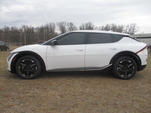 2025 Kia EV6 Wind