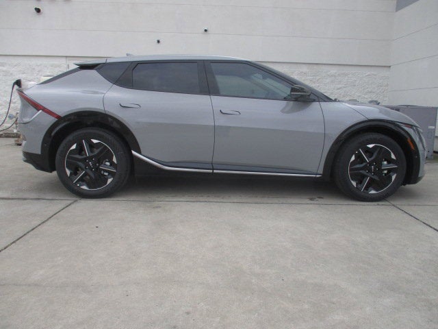 2025 Kia EV6 Wind