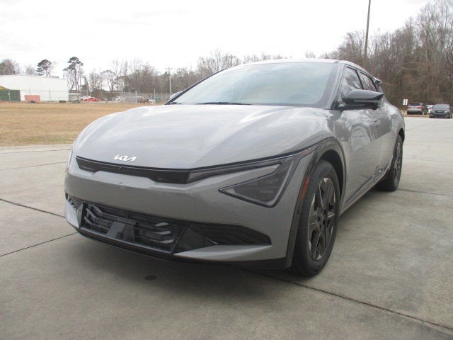 2025 Kia EV6 Wind