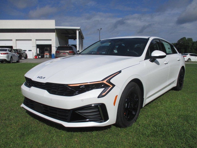 2025 Kia K5 LXS